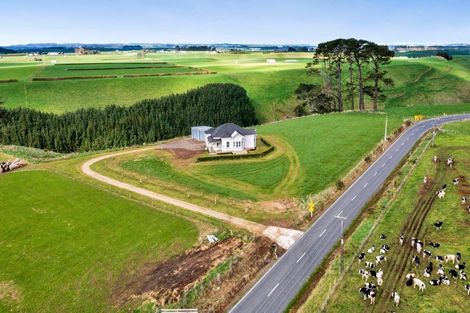 Photo of property in 5317 Mountain Road, Eltham, 4398