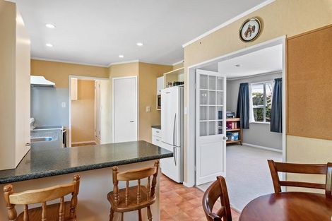 Photo of property in 50 Sylvan Avenue, Waikanae, 5036