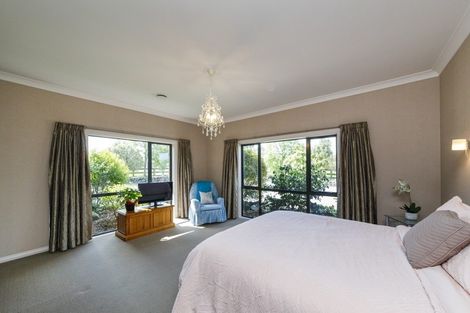 Photo of property in 1 Bushview Lane, Ashhurst, Palmerston North, 4470