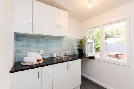 Photo of property in 30 Lyndhurst Street, Takaro, Palmerston North, 4412