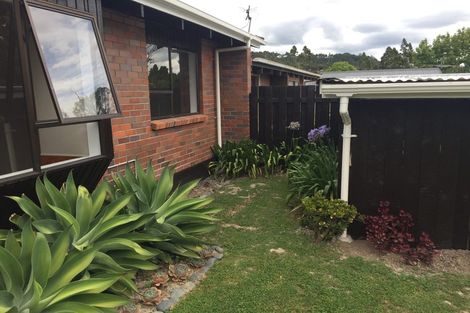 Photo of property in 1/77 Konini Road, Titirangi, Auckland, 0604