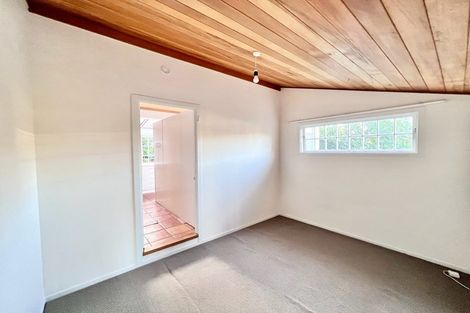 Photo of property in 76 Beach Road, Castor Bay, Auckland, 0620