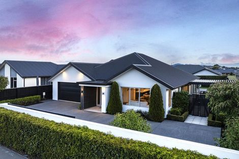 Photo of property in 135 Styx Mill Road, Casebrook, Christchurch, 8051