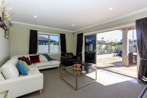 Photo of property in 14 Parkvue Drive, Bell Block, New Plymouth, 4312