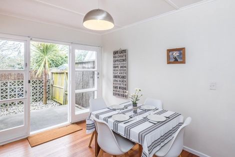 Photo of property in 3a Rimu Road, Raumati Beach, Paraparaumu, 5032