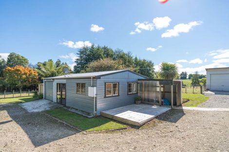 Photo of property in 10 Haggerty Street, Kimbolton, 4774