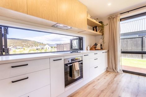 Photo of property in 2 Glen Dene Crescent, Wanaka, 9305