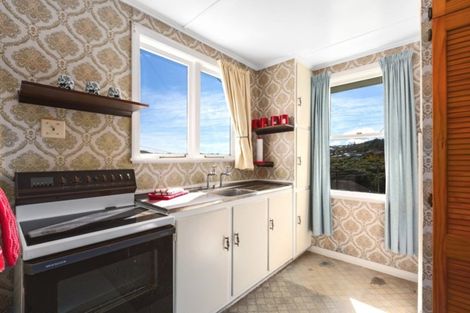 Photo of property in 18 Waiuta Street, Titahi Bay, Porirua, 5022