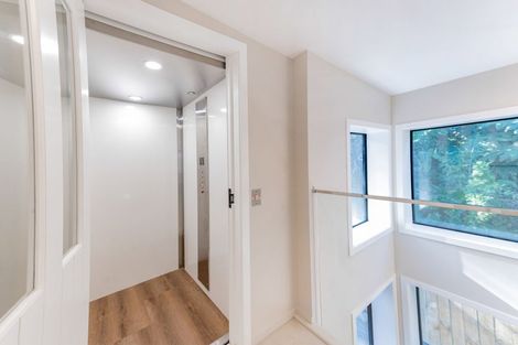 Photo of property in 6b Waikowhai Road, Mount Roskill, Auckland, 1041