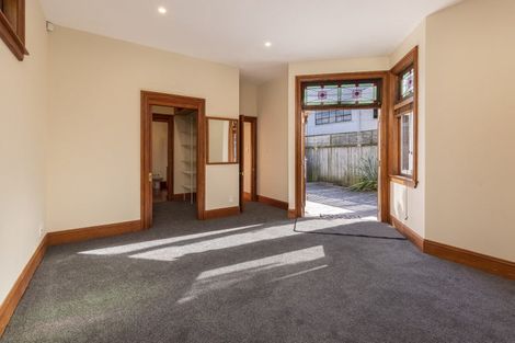 Photo of property in 24 Moir Street, Mount Victoria, Wellington, 6011