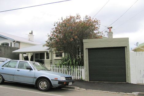 Photo of property in 47 Mills Road, Brooklyn, Wellington, 6021