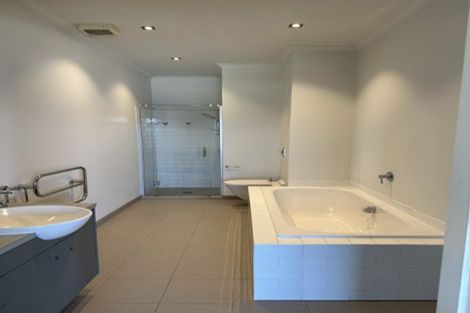 Photo of property in 20 Cameron Street, Kaiwharawhara, Wellington, 6035