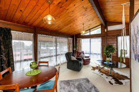 Photo of property in 14 Ambury Place, Merrilands, New Plymouth, 4312