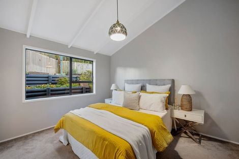 Photo of property in 92 Braemar Road, Castor Bay, Auckland, 0620