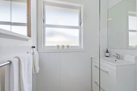 Photo of property in 41 Toru Road, Paraparaumu Beach, Paraparaumu, 5032