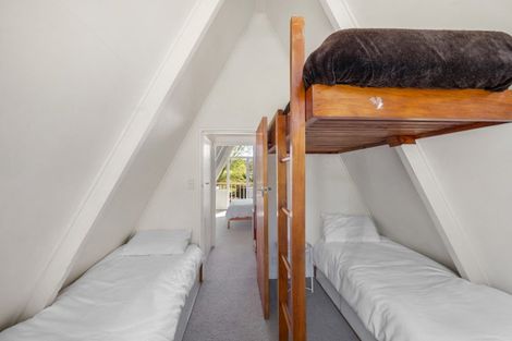 Photo of property in 7 Pearce Place, Kinloch, Taupo, 3377