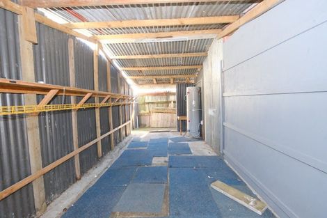 Photo of property in 111 Chichester Drive, Rosehill, Papakura, 2113
