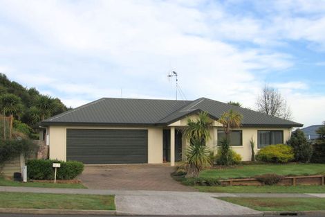 Photo of property in 41 Ayrshire Drive, Grandview Heights, Hamilton, 3200