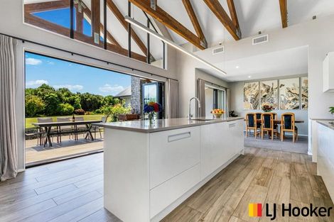 Photo of property in 98 Bushlake Way, Kingseat, Papakura, 2580