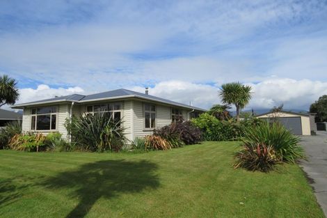 Photo of property in 32 Brougham Street, Westport, 7825