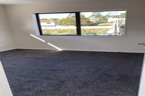 Photo of property in 10 Han Court, Glen Eden, Auckland, 0602