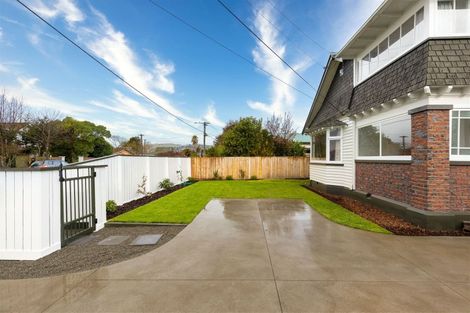 Photo of property in 55 Selwyn Street, Somerfield, Christchurch, 8024