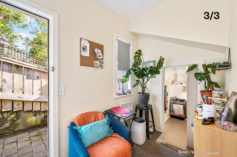 Photo of property in 3 Alameda Terrace, Aro Valley, Wellington, 6021