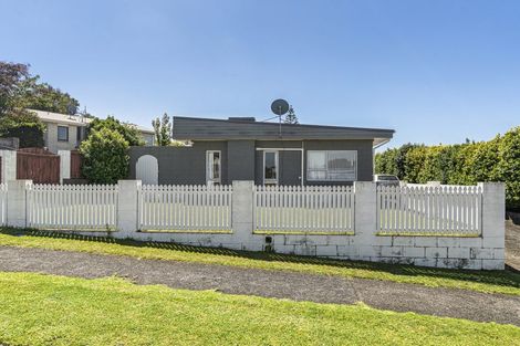 Photo of property in 39 Trelawney Crescent, Westown, New Plymouth, 4310