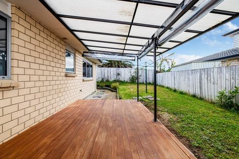 Photo of property in 110a Royal Road, Massey, Auckland, 0614