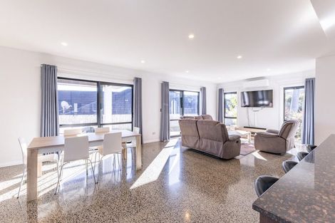 Photo of property in 7 Miranda Place, Flagstaff, Hamilton, 3210