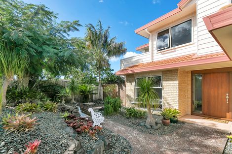 Photo of property in 12 Marlin Street, West Harbour, Auckland, 0618