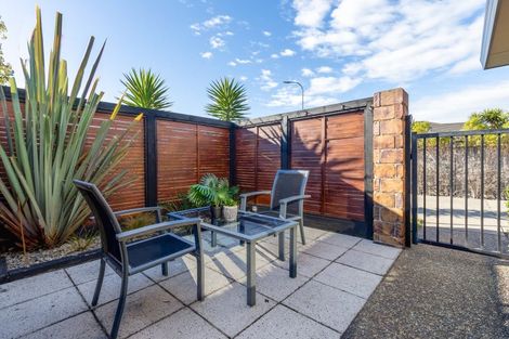 Photo of property in 20 Consort Close, Paraparaumu Beach, Paraparaumu, 5032