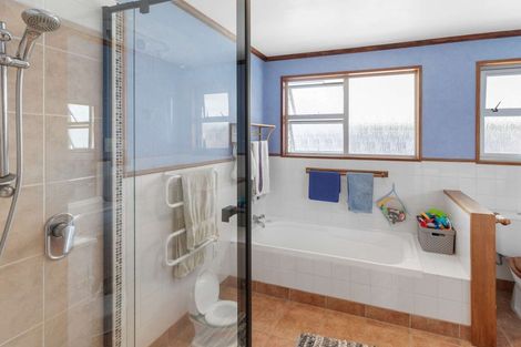 Photo of property in 61 Abraham Crescent, Milson, Palmerston North, 4414