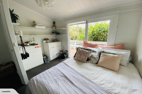 Photo of property in 32 Evans Pass Road, Sumner, Christchurch, 8081