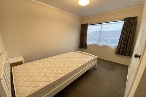 Photo of property in 2/717 East Coast Road, Browns Bay, Auckland, 0630