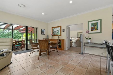 Photo of property in 5 Burberry Road, Karaka, Drury, 2578