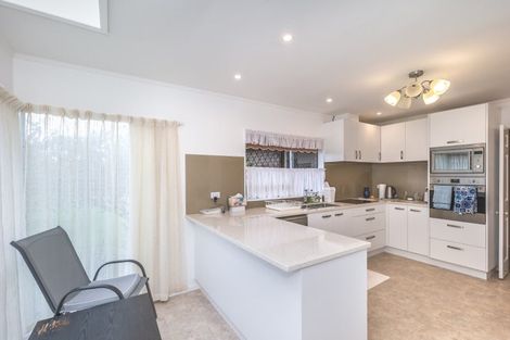 Photo of property in 274 Te Moana Road, Waikanae, 5036