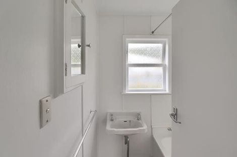 Photo of property in 90 Wise Street, Wainuiomata, Lower Hutt, 5014