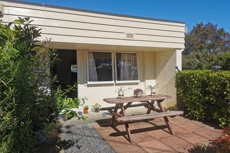 Photo of property in 3/272a Birkdale Road, Birkdale, Auckland, 0626