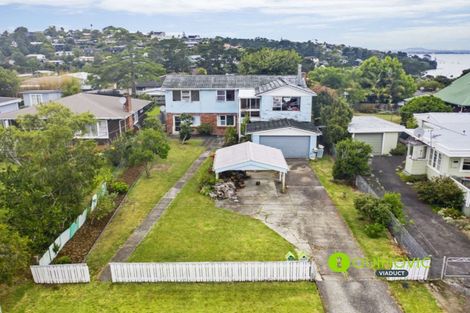 Photo of property in 30 Dakota Avenue, Beach Haven, Auckland, 0626