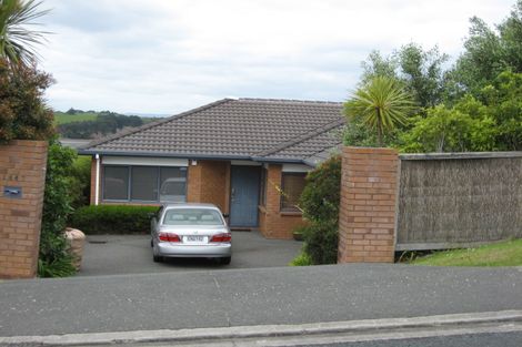 Photo of property in 1447 Whangaparaoa Road, Army Bay, Whangaparaoa, 0930
