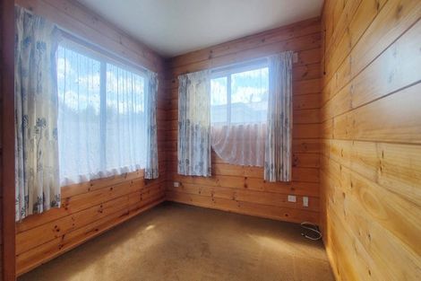 Photo of property in 1a Wing Crescent, Papakura, 2110