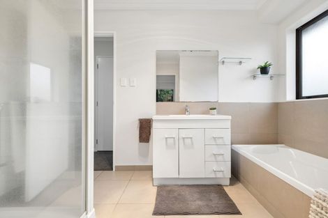 Photo of property in 23a Buckland Road, Tuakau, 2121