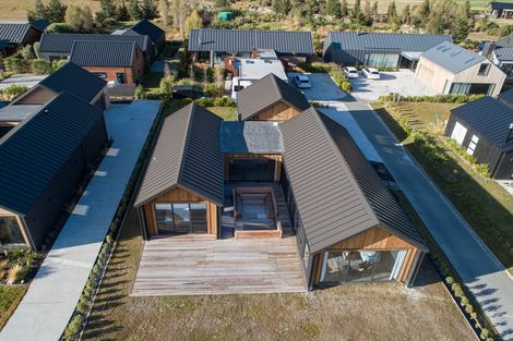 Photo of property in 19 Glenfiddich Road, Jacks Point, Queenstown, 9371