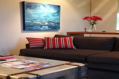 Photo of property in 16 Sherwood Lane, Cashmere, Christchurch, 8022