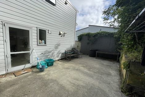 Photo of property in 149 Glenmore Street, Kelburn, Wellington, 6012