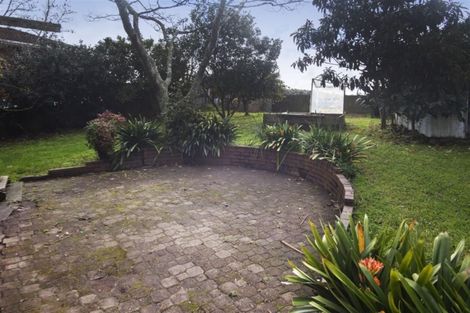 Photo of property in 263a Henderson Valley Road, Henderson, Auckland, 0612