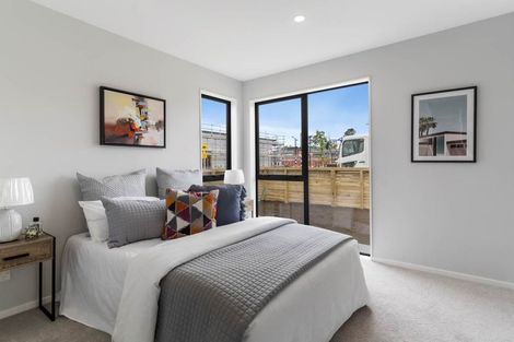 Photo of property in 40 Morus Road, Massey, Auckland, 0614