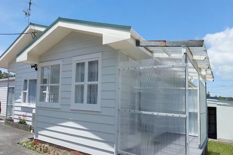 Photo of property in 67 View Road, Henderson, Auckland, 0612