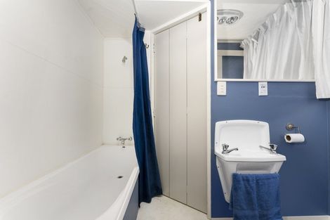 Photo of property in 5 Newgate Street, Picton, 7220